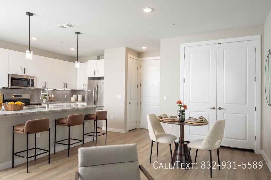 16005 Woodland Hills Drive #E1 - Photo 3 of 13