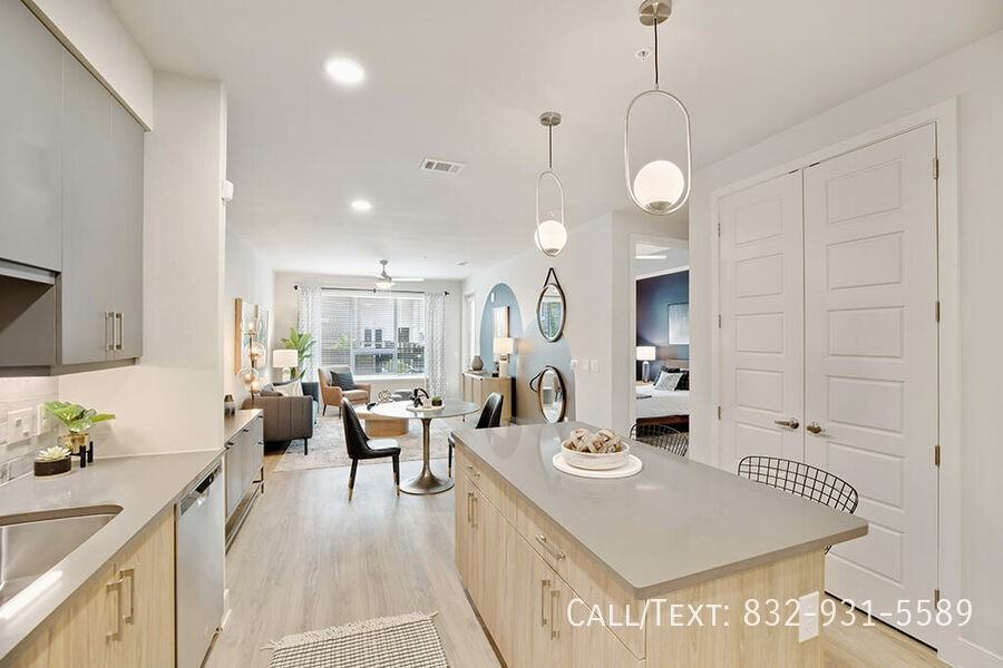 699 San Jacinto St #18M - Photo 2 of 11