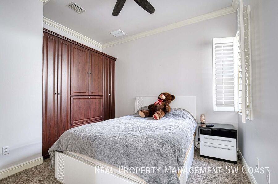 27020 Adriana Cir #201 - Photo 6 of 28