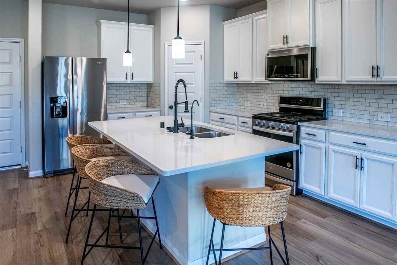 16018 Oregon Oak Dr #16018 - Photo 4 of 29