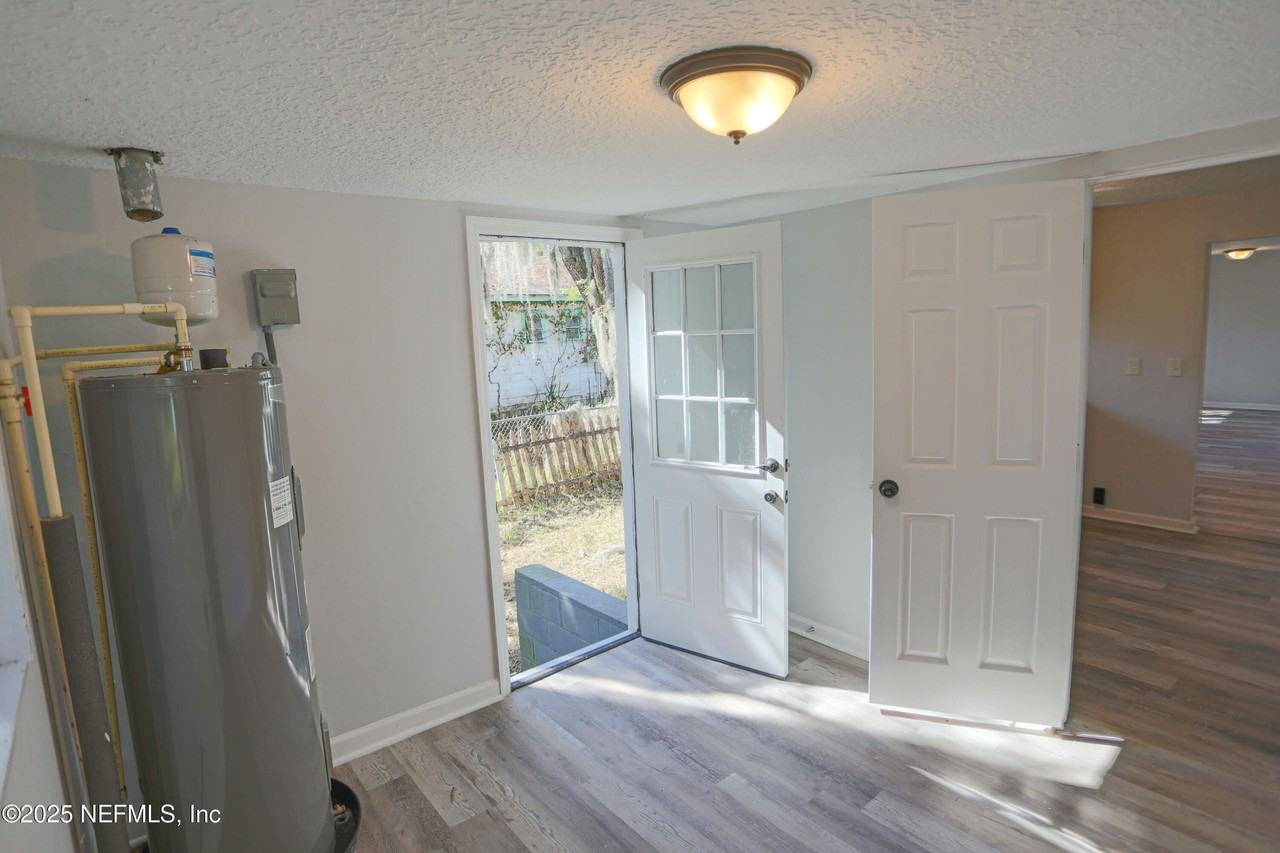 505 N 9th St #505 - Photo 7 of 29