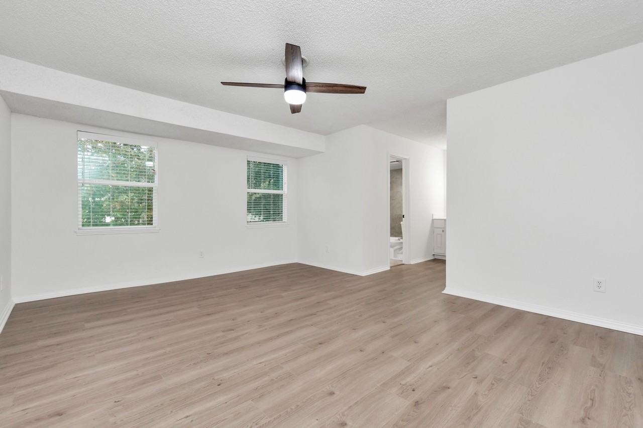 1365 Country Place Dr #1365 - Photo 4 of 35