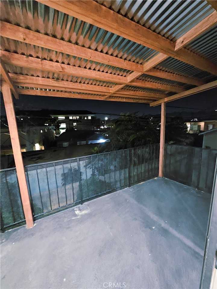 440 W Dryden St #440H - Photo 3 of 17