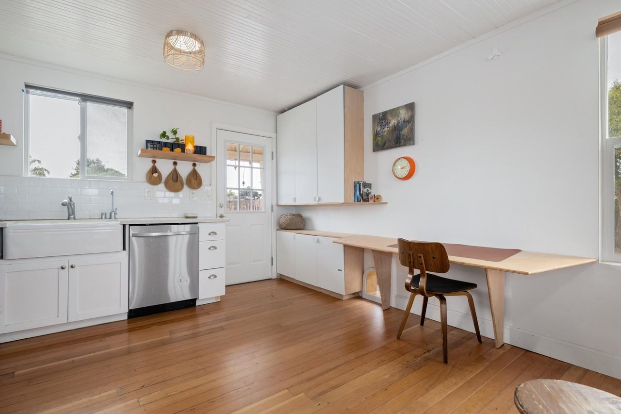 4621 7th St #4621 - Photo 6 of 9