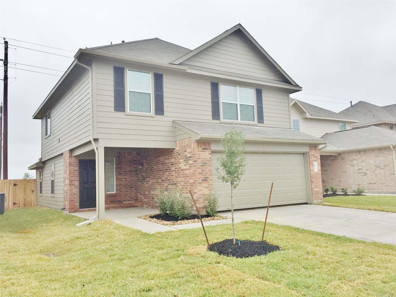 18926 Venito Dr #18926 - Photo 5 of 16