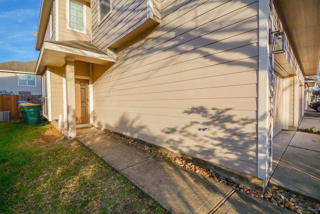 6058 Shelbourne Park Lane #6058 - Photo 5 of 6