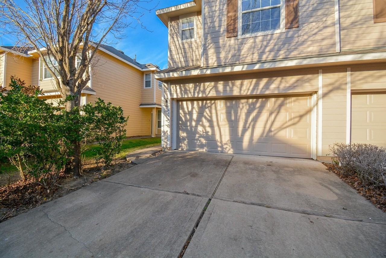 6058 Shelbourne Park Lane #6058 - Photo 6 of 6