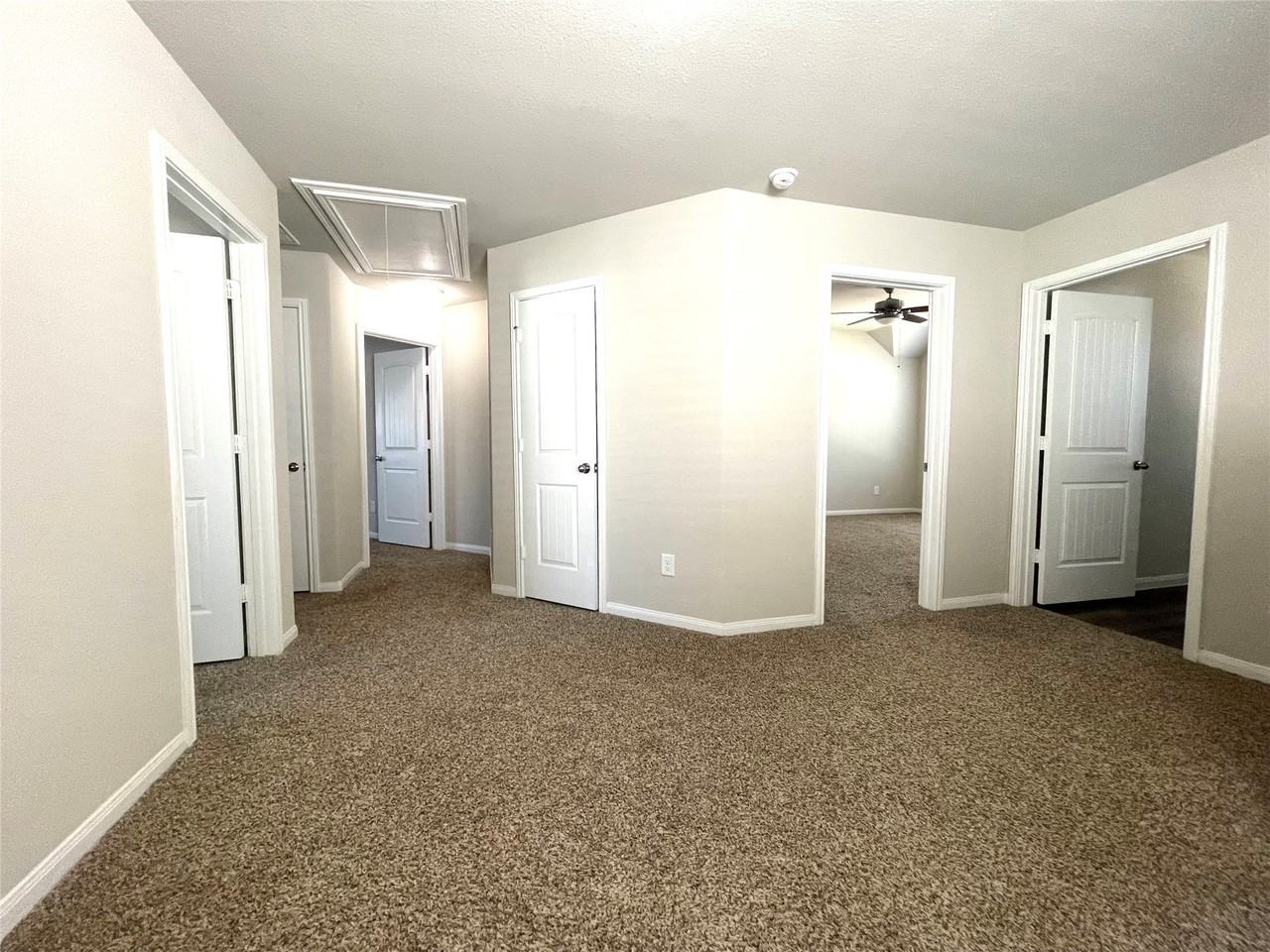 22006 Great Royal Lane #22006 - Photo 3 of 24