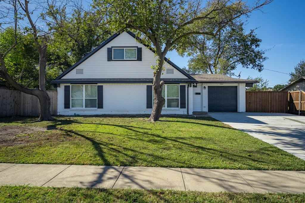 2302 Valleywood Drive #2302 - Photo 2 of 31