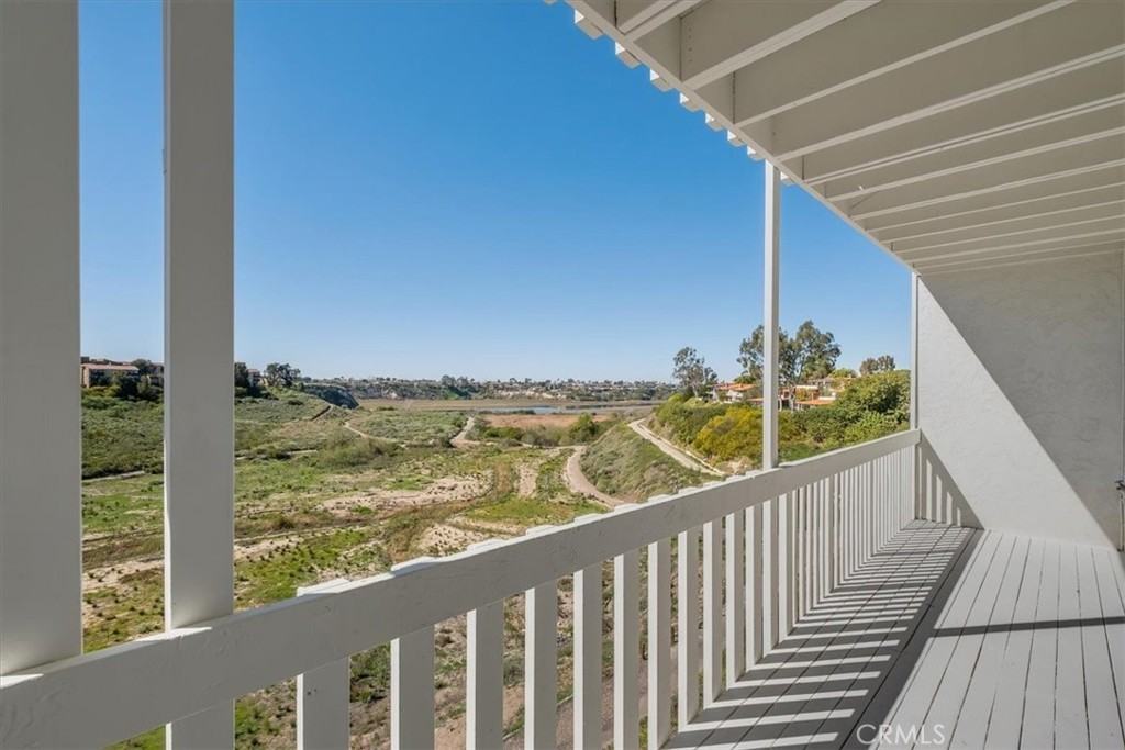 745 Domingo Drive #745 - Photo 3 of 11