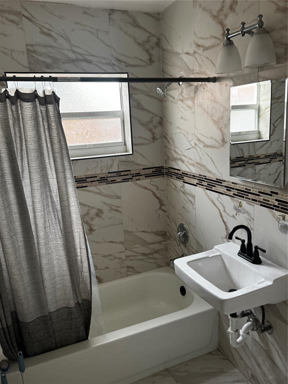 1020 Indiana Ave #1020 - Photo 3 of 24