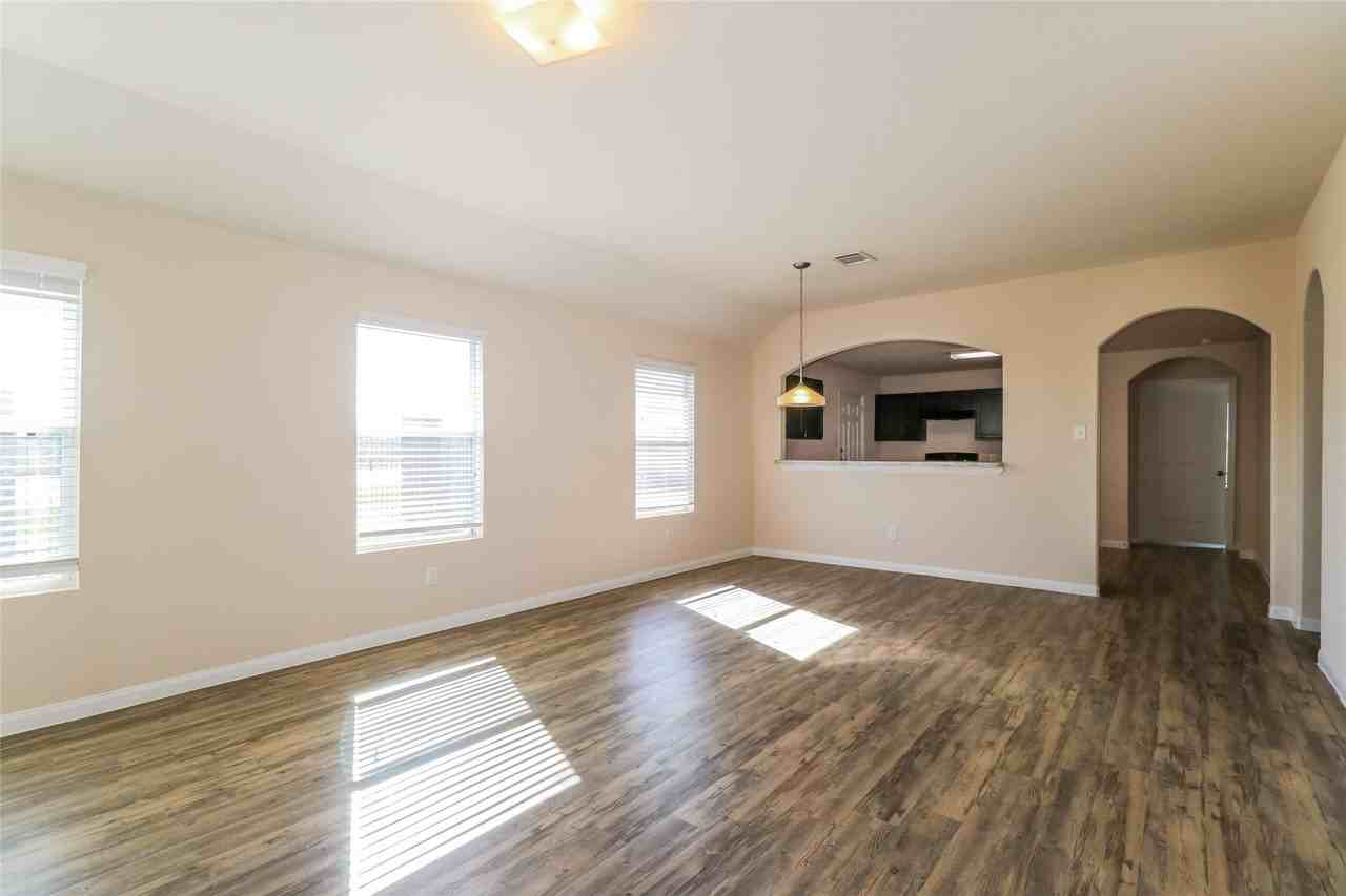 2416 West Werrington Way #2416 - Photo 6 of 14