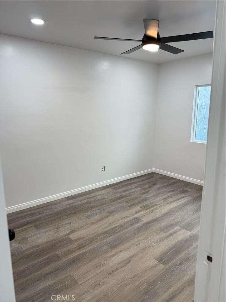 932 S 5th St #932-2 - Photo 3 of 15