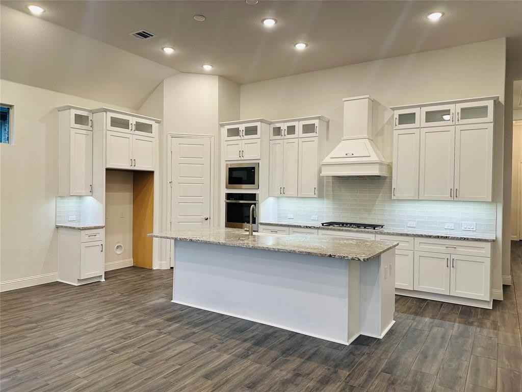 1605 Hart Drive #1605 - Photo 2 of 21