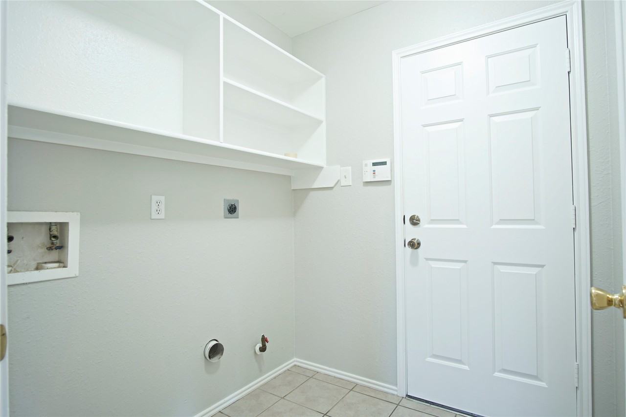 9102 Reagan Meadow Court #9102 - Photo 6 of 17