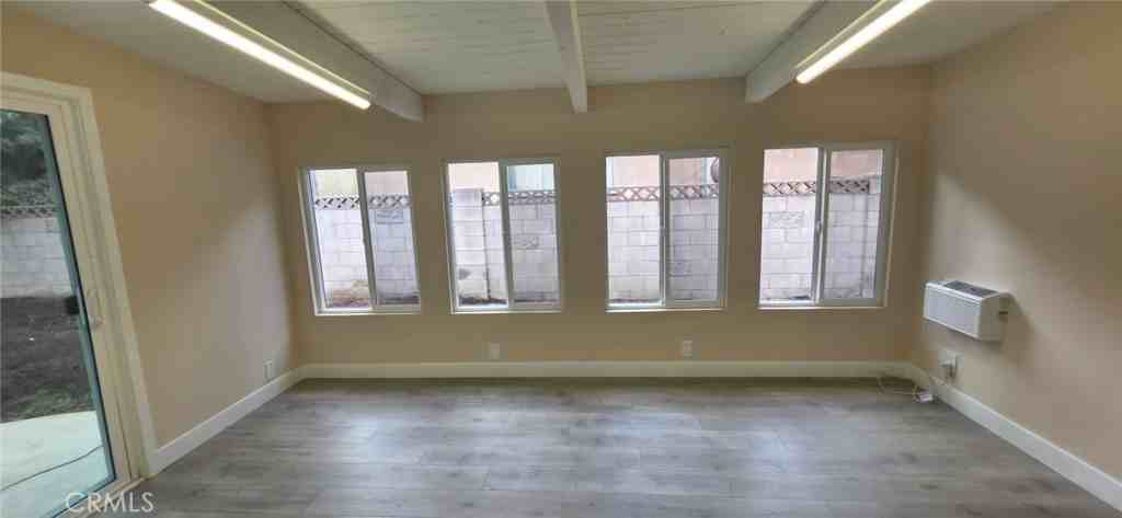 23300 Welby Way #23300