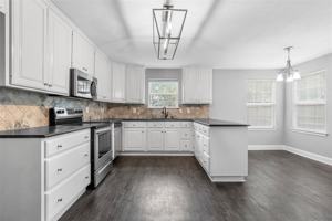 featured image of 4016 Austin Avenue #4016