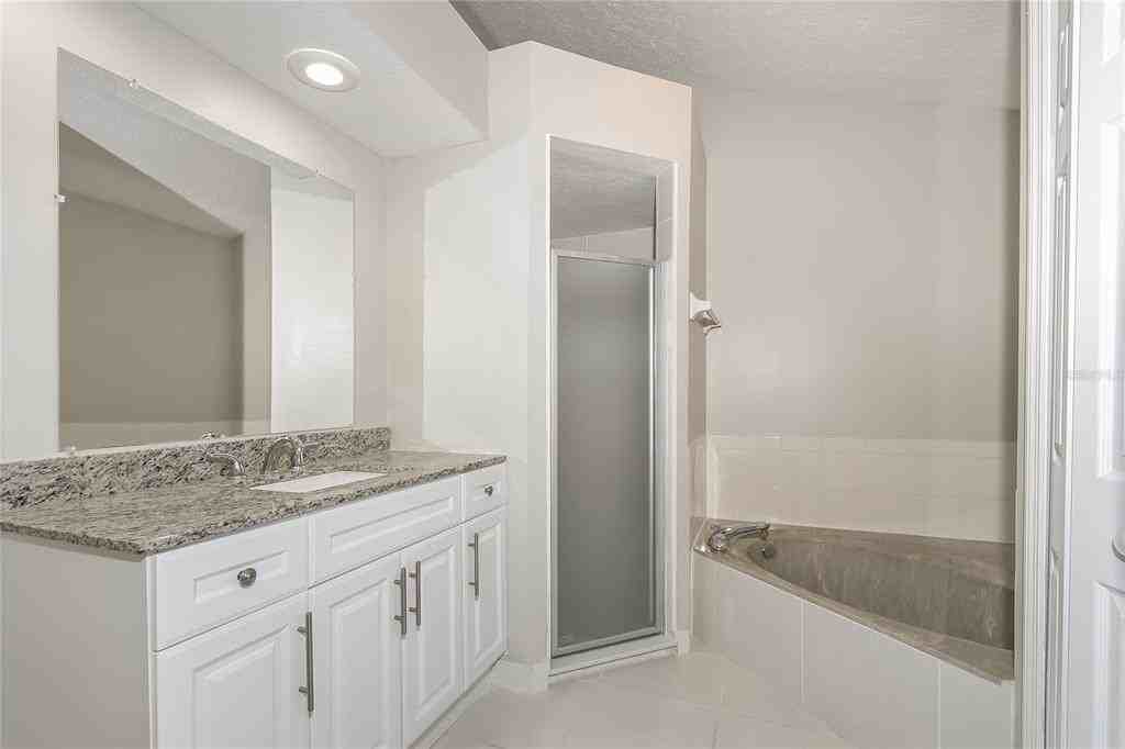 4031 Claremont Drive #4031 - Photo 7 of 16