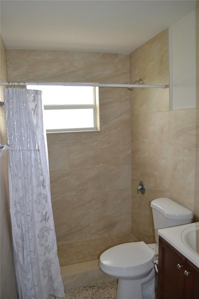 751 Se 6th Pl #751-2 - Photo 2 of 2