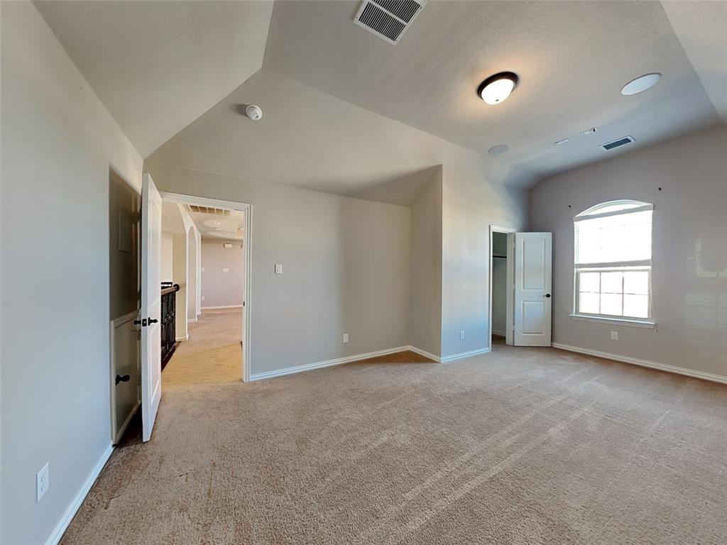 1604 Vintage Ln #1604 - Photo 5 of 20