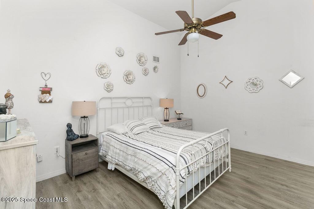 4243 Pondapple Dr #4243 - Photo 3 of 27