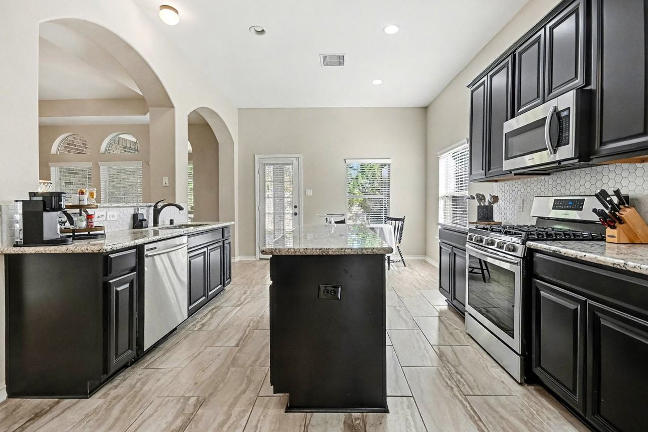 3407 Borden Gully Dr #3407 - Photo 4 of 32