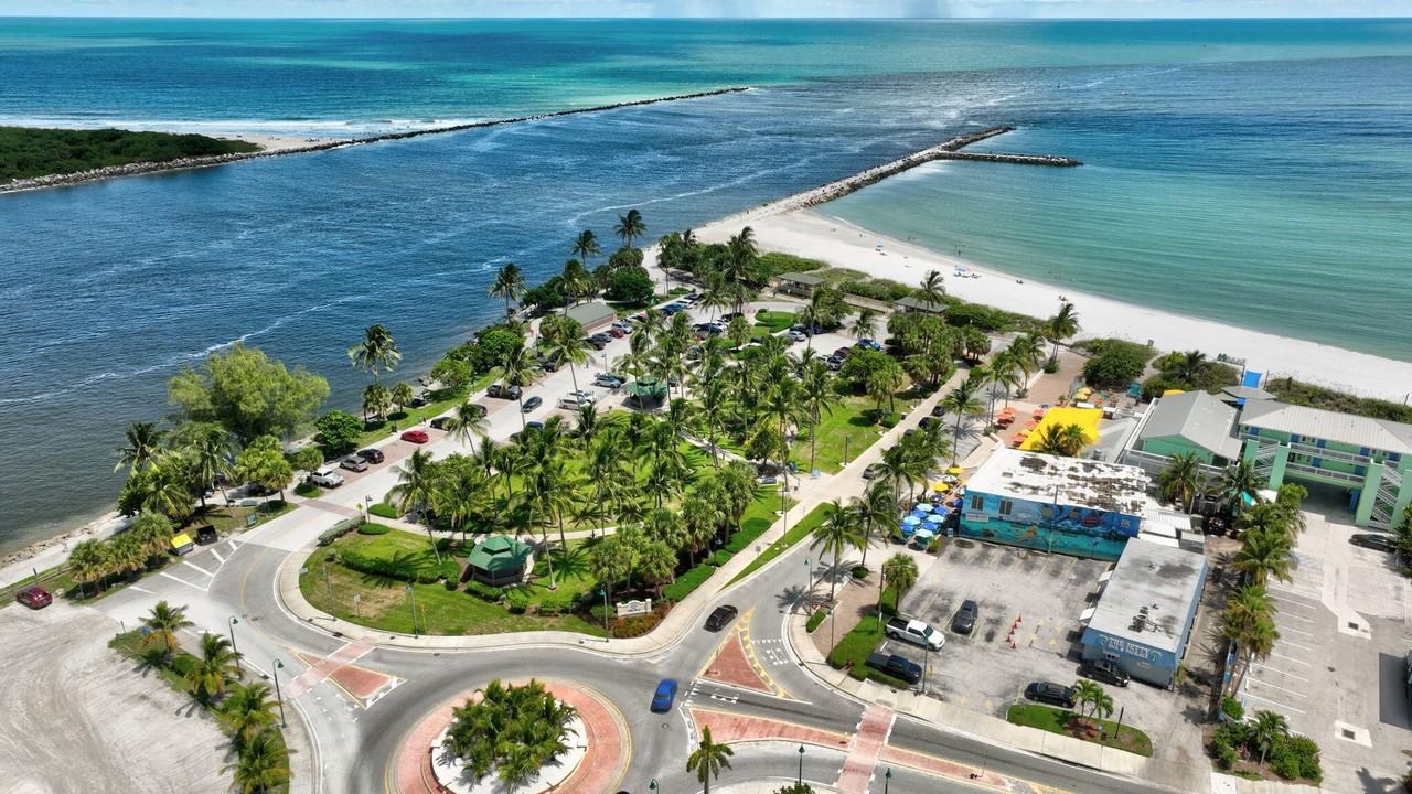 1911 Cypress Ave #1911 - Photo 4 of 40