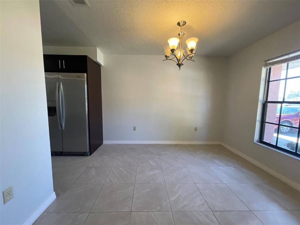 809 Glastonbury Dr #809 - Photo 4 of 24