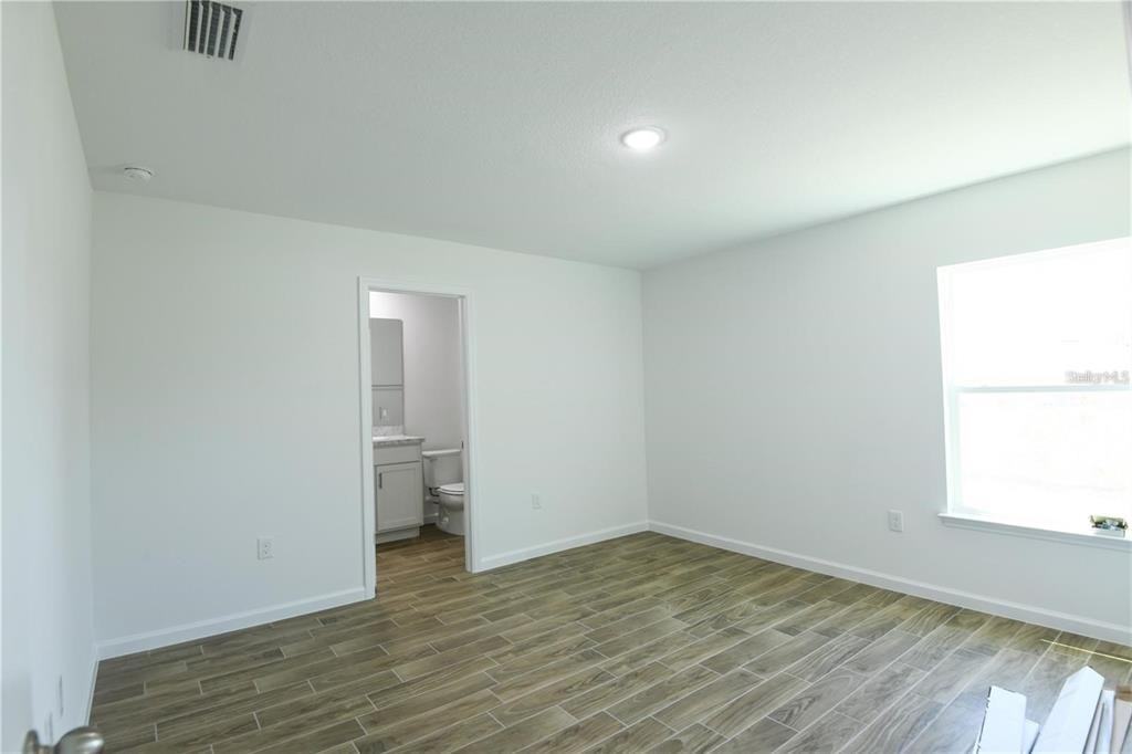 808 Abbeville Ct #808A - Photo 2 of 9