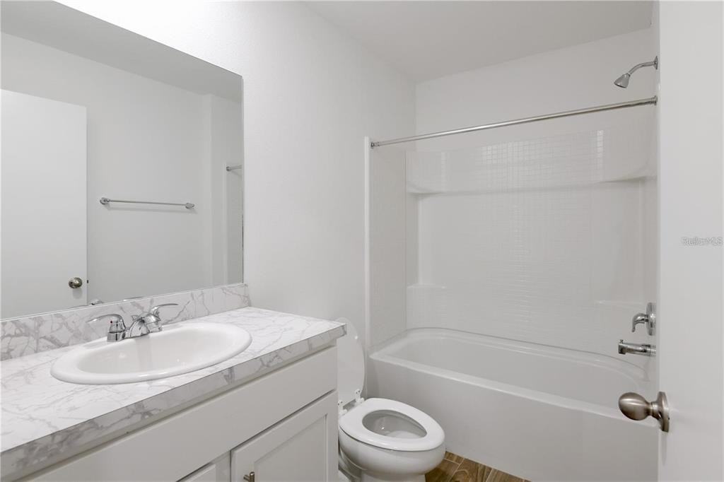 808 Abbeville Ct #808A - Photo 3 of 9