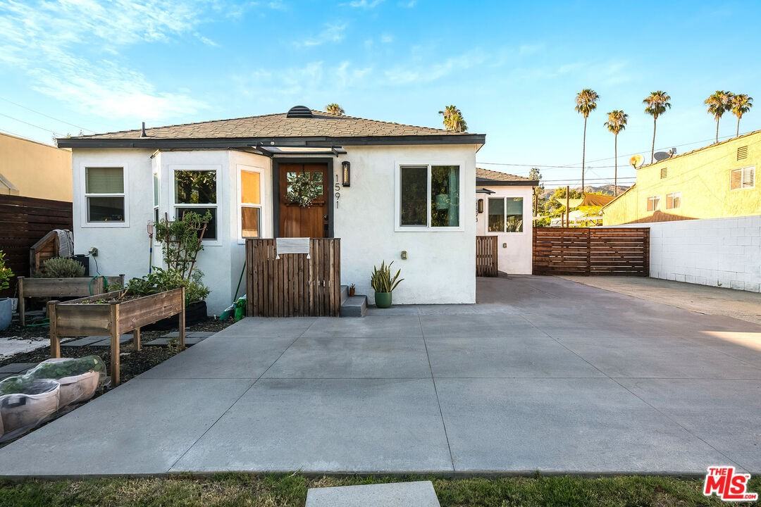 1591 Yosemite Dr #1591 - Photo 4 of 16