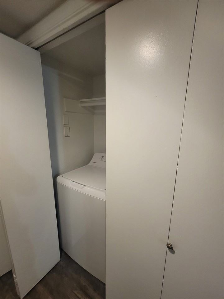 7250 West Greens Road #7250-703 - Photo 3 of 6