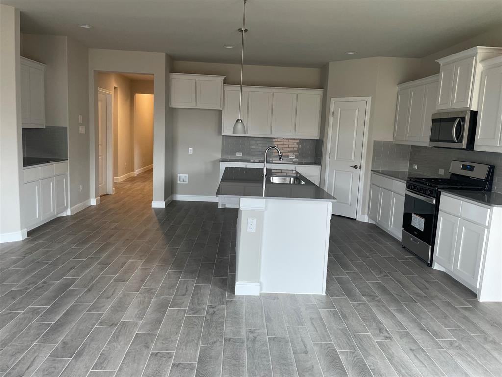 1149 Croxley Way #1149 - Photo 4 of 13