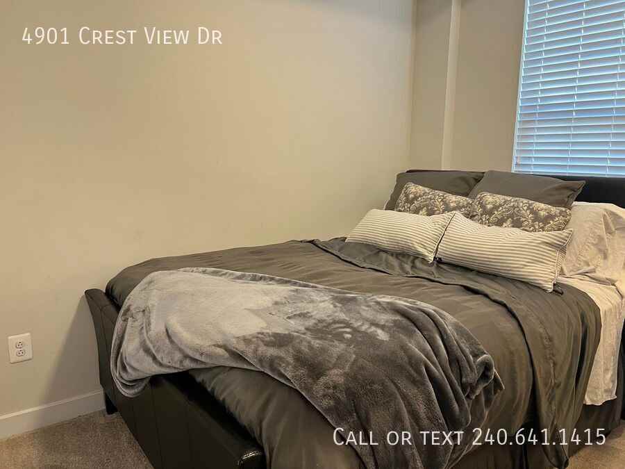 4901 Crest View Dr - Photo 4 of 27