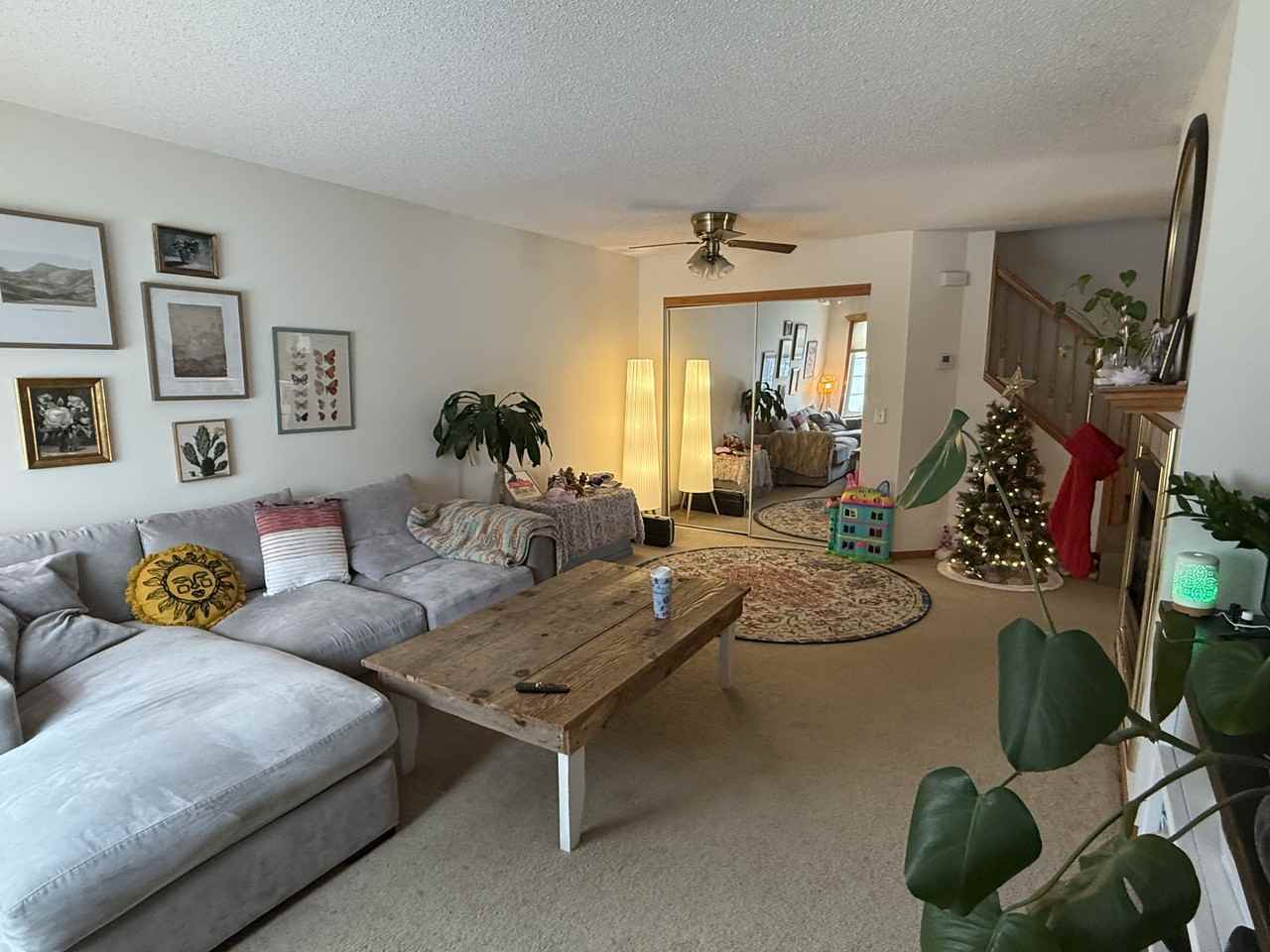 15711 Fjord Ave - Photo 2 of 20