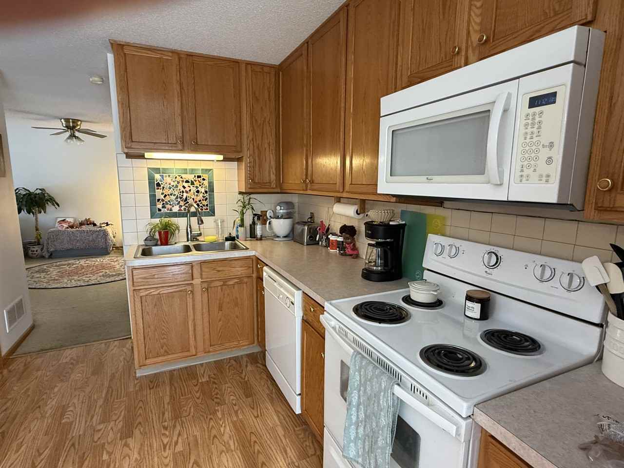 15711 Fjord Ave - Photo 6 of 20