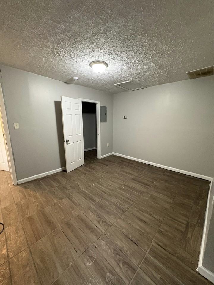 1161 Ira Street Southwest, Unit A - Photo 5 of 7