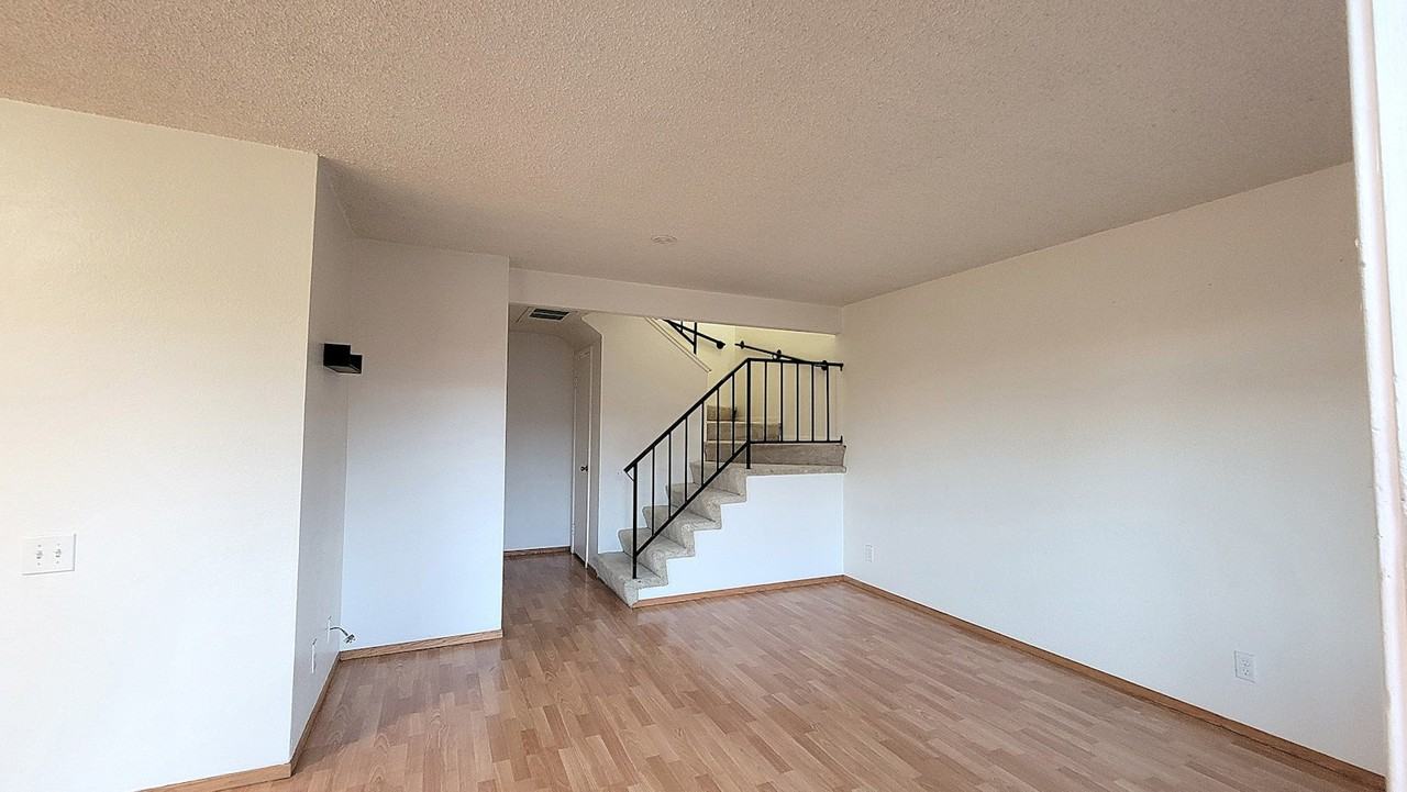 4902 Lowry Road - Photo 3 of 20