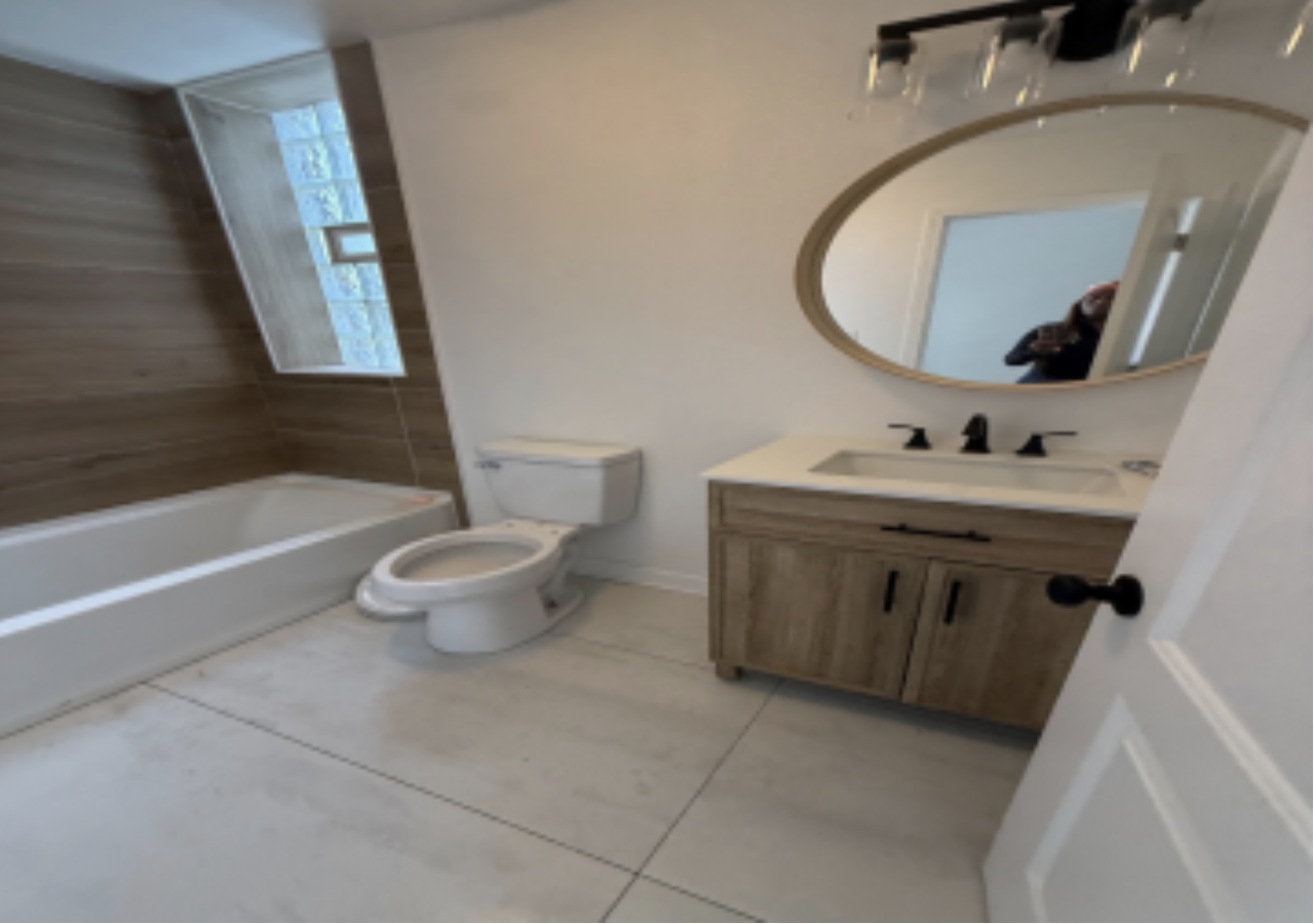 5910 South Michigan Avenue, Unit 1st Floor - Photo 4 of 8