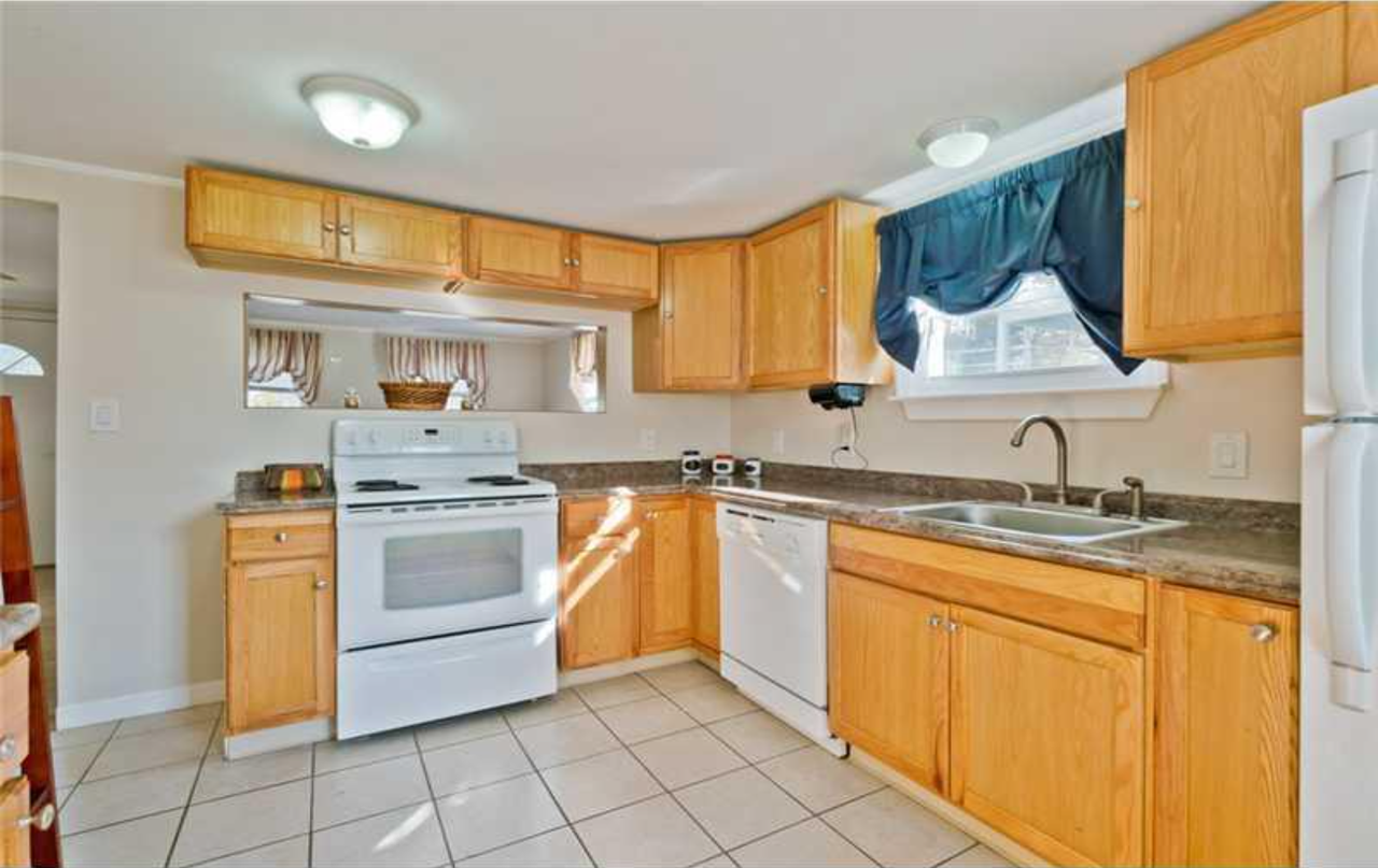157 Evans St #NA - Photo 2 of 21