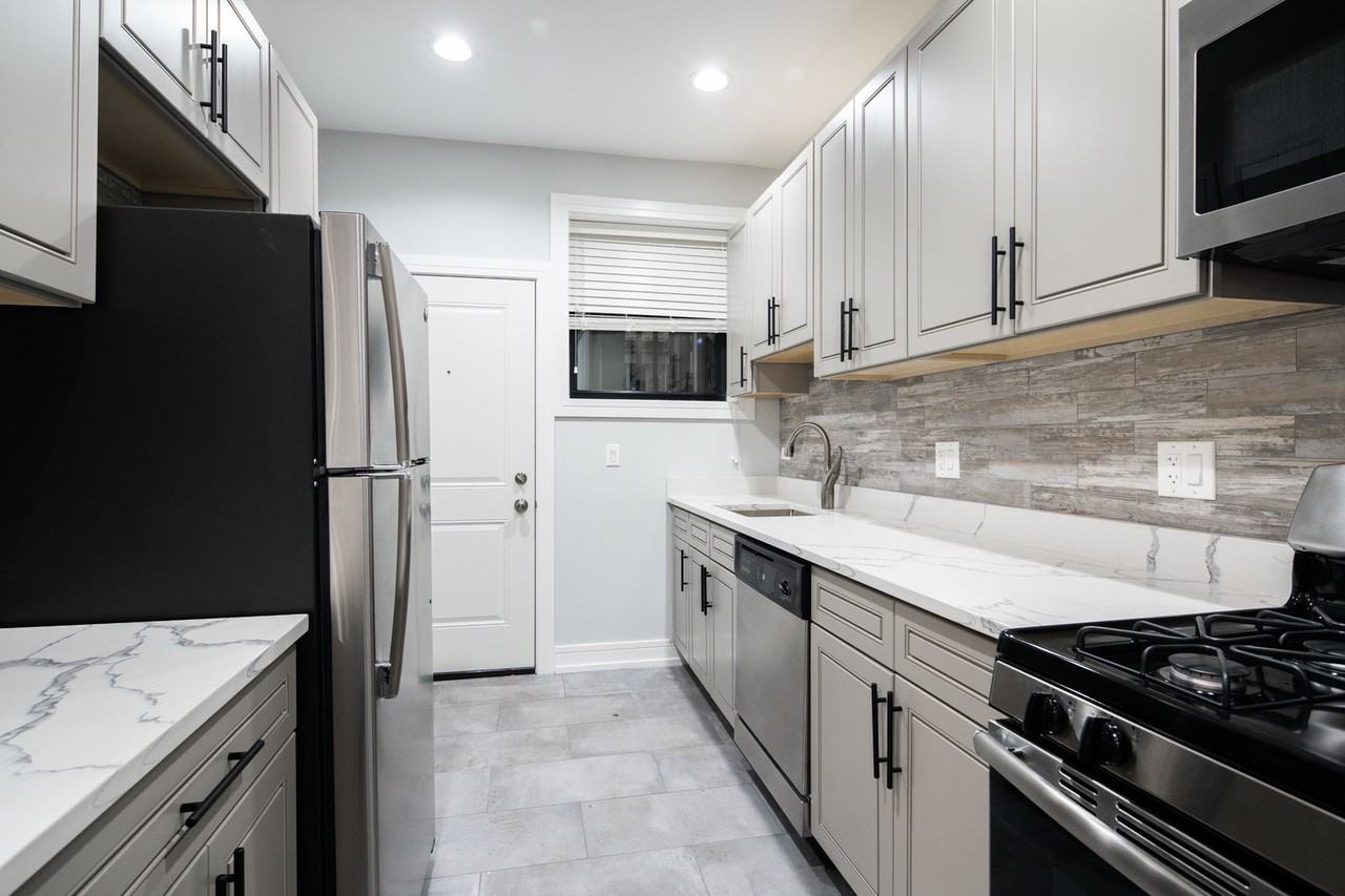 6101 North Winthrop Avenue #2 - Photo 7 of 7