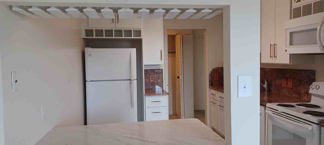 2311 Pimmit Dr #812E - Photo 2 of 24