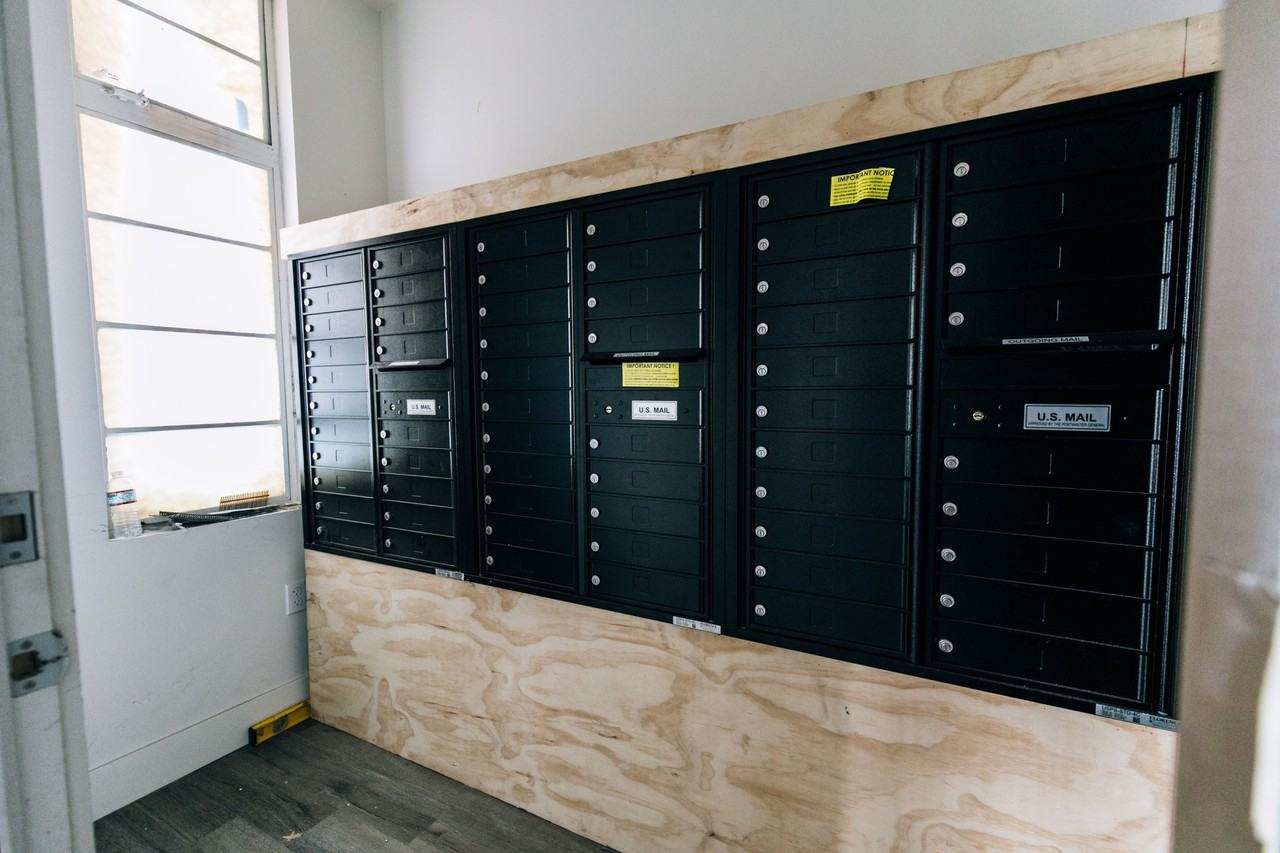 Rose on Bond - Photo 7 of 50