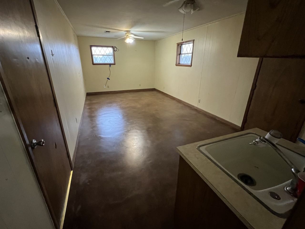 1181 NE Access Rd #NA - Photo 6 of 11