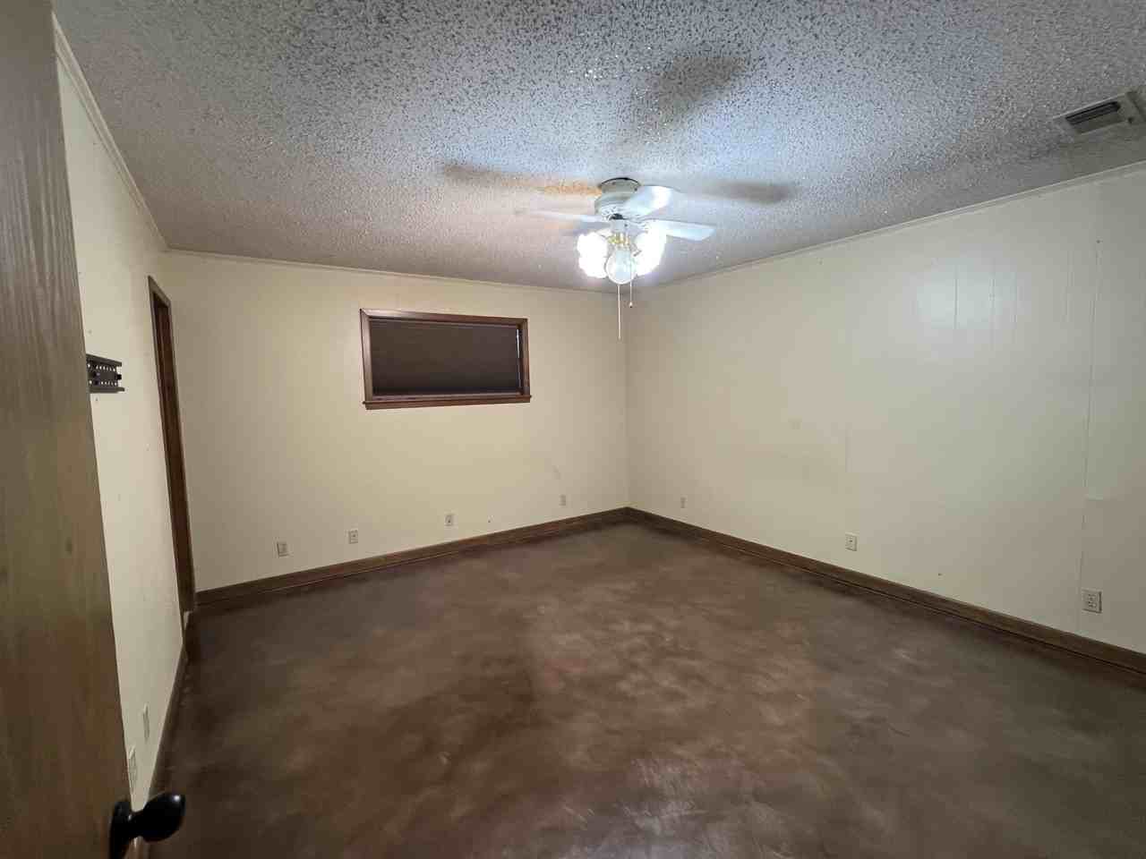 1181 NE Access Rd #NA - Photo 7 of 11