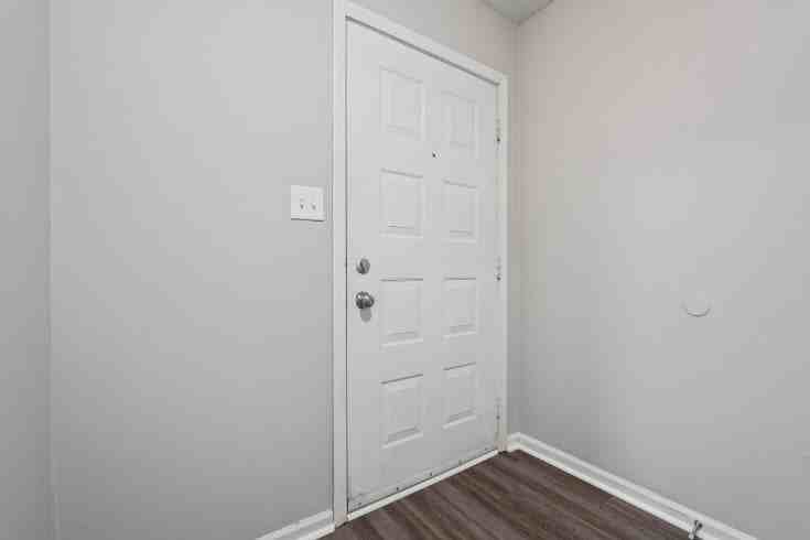 Oakdale - Photo 7 of 50