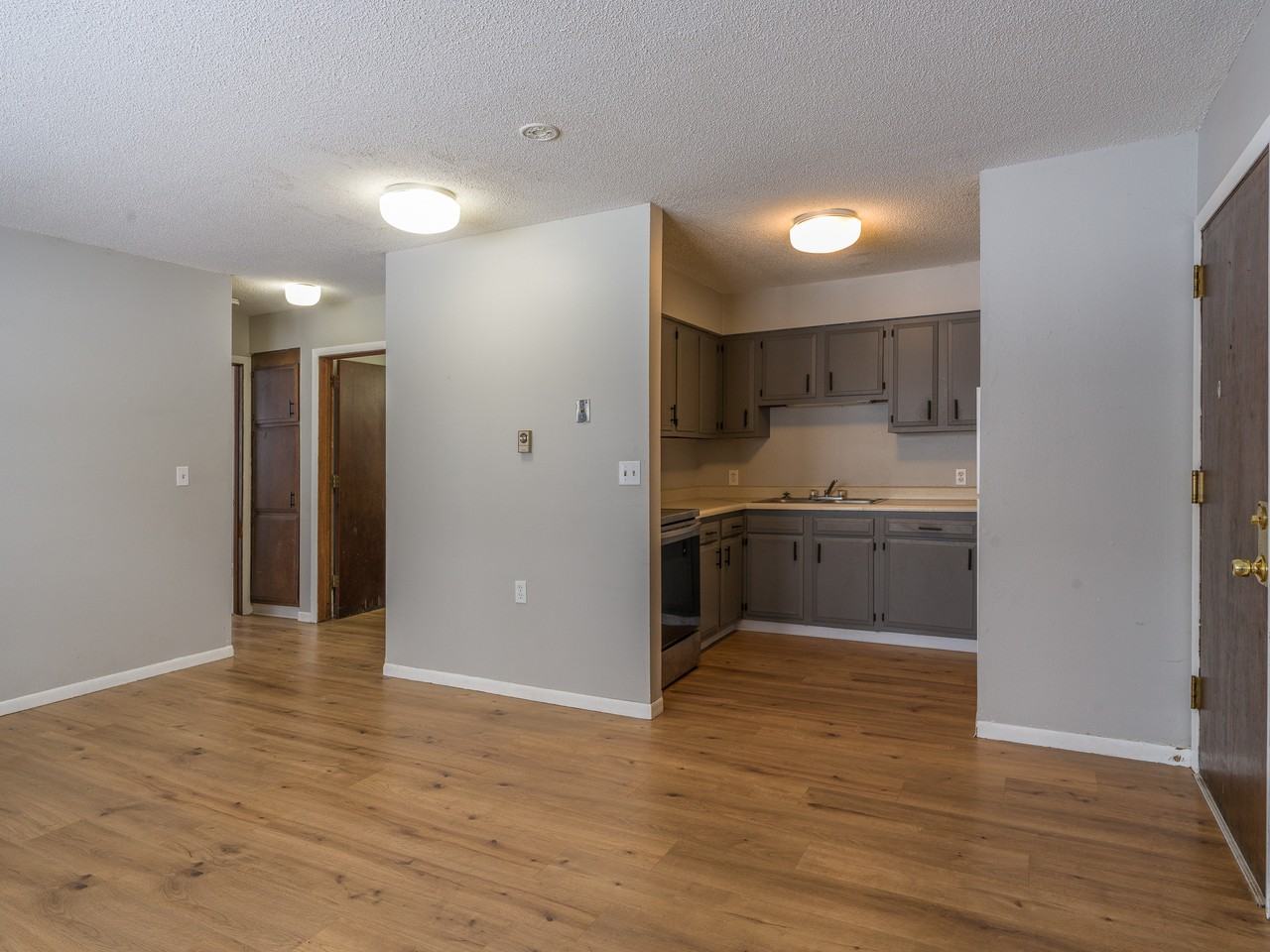 208 and 302 Franke Street - Photo 7 of 13