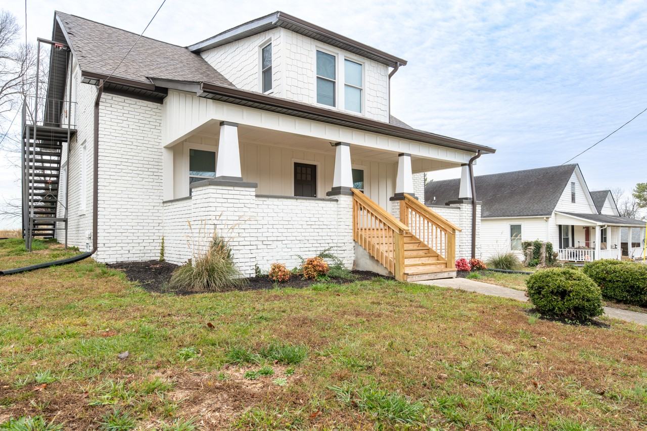 E. Harper Avenue - 1287 Unit A - Photo 2 of 50