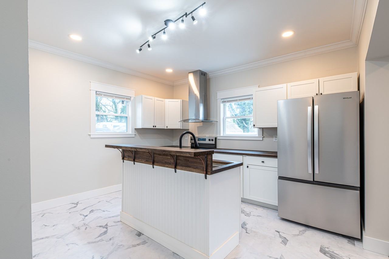 E. Harper Avenue - 1287 Unit A - Photo 6 of 50