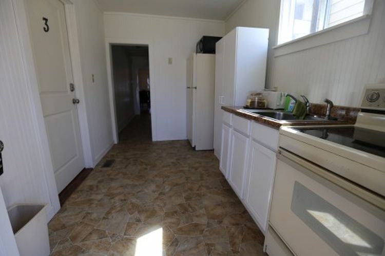 135 W 3rd St - Photo 5 of 14